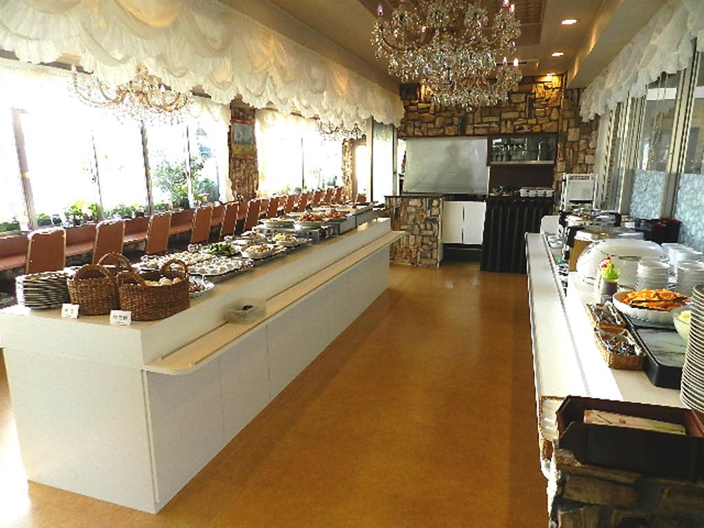 Hotel Sambancho Matsuyama  Bagian luar foto